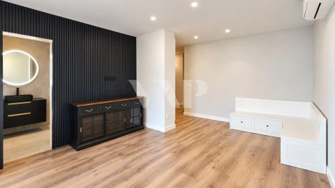 Apartamento T1 para Venda em Quarteira