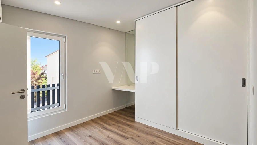 Apartamento T1 para Venda em Quarteira Foto 8
