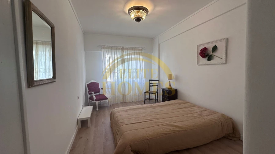 Apartamento T2 para Venda em Algés, Linda-A-Velha e Cruz Quebrada-Dafundo Foto 5