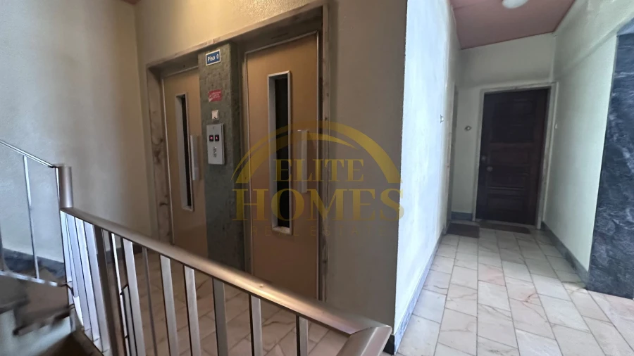 Apartamento T2 para Venda em Algés, Linda-A-Velha e Cruz Quebrada-Dafundo Foto 21