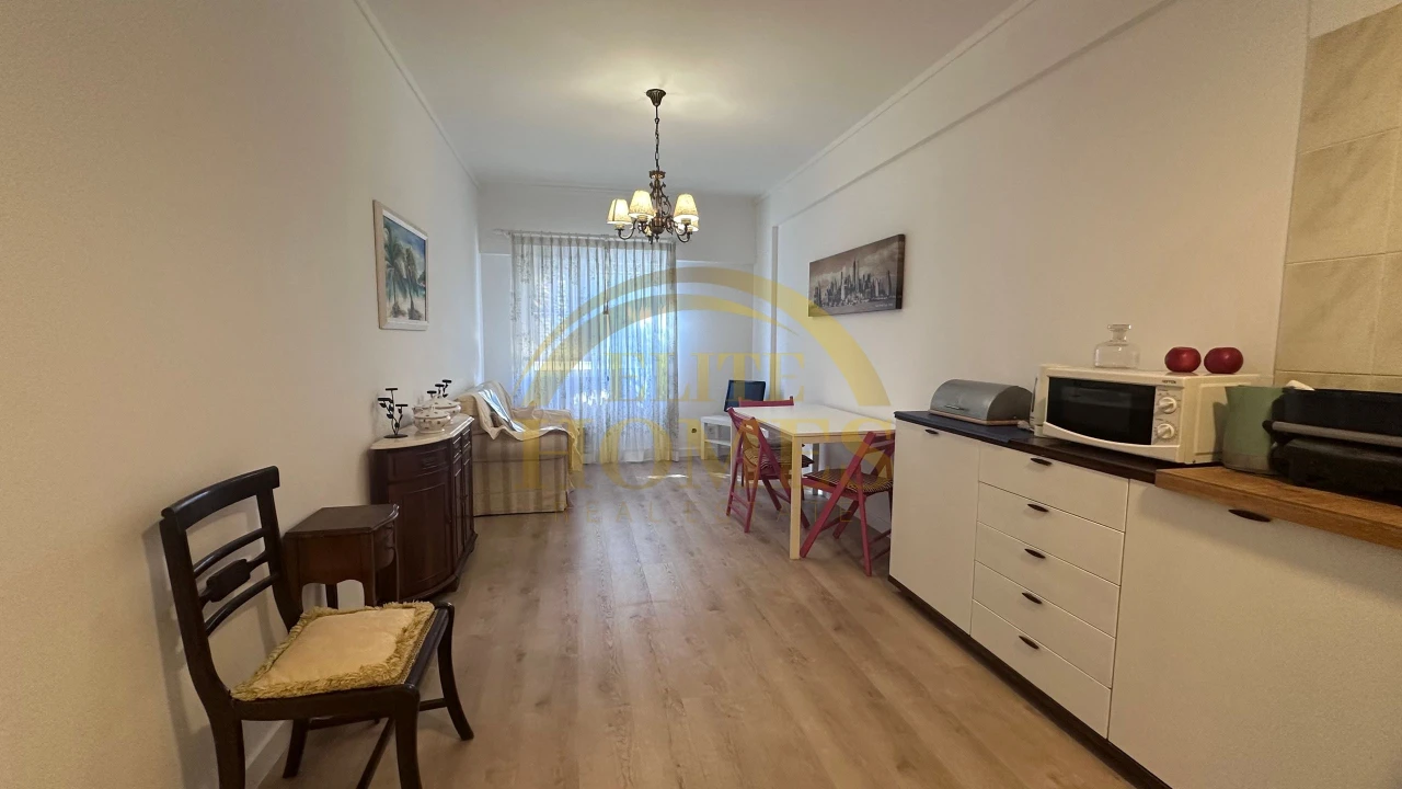 Apartamento T2 para Venda em Algés, Linda-A-Velha e Cruz Quebrada-Dafundo Foto 3
