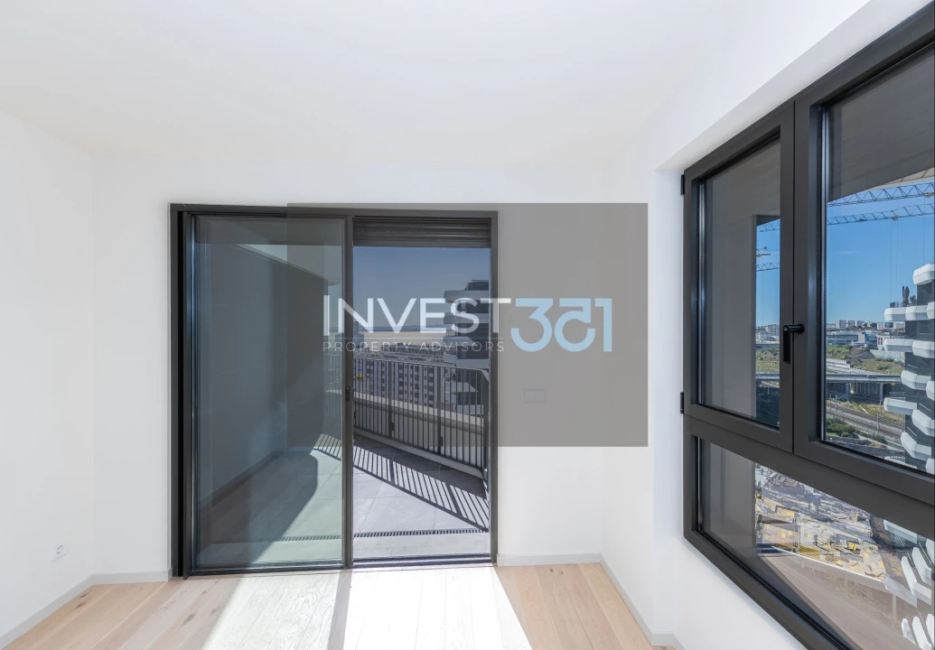 Apartamento T1 para Venda em Parque das Nações Foto 7