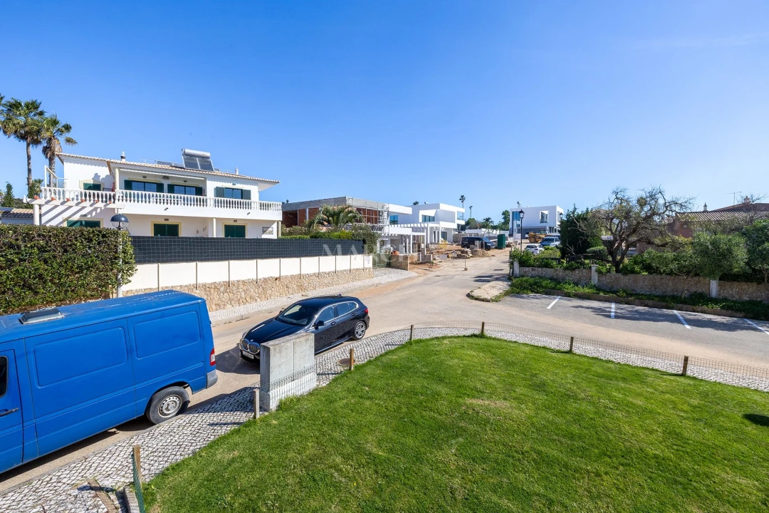 Moradia T2 para Venda em Luz Foto 12
