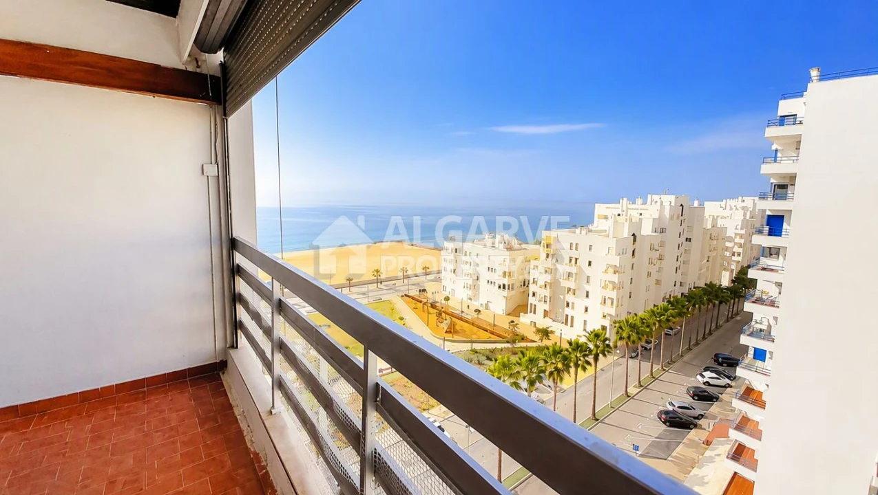 Apartamento T1 para Venda em Quarteira Foto 1