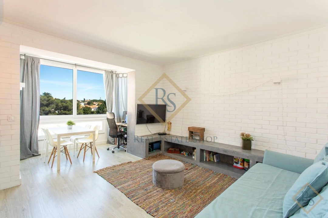 Apartamento T2 para Venda em Cascais e Estoril Foto 1
