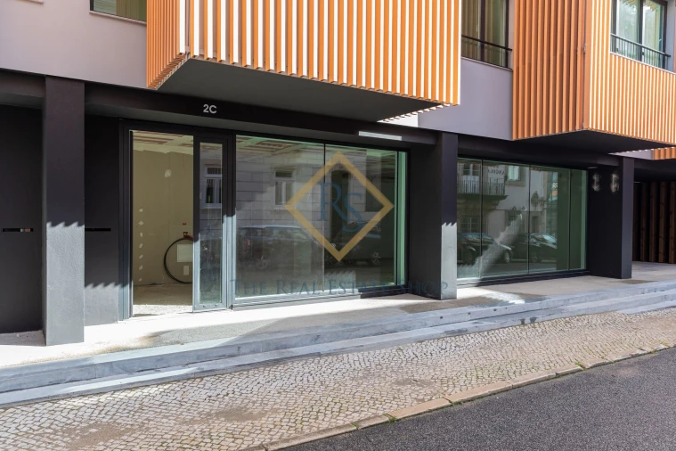 Negócio para Arrendamento em Santo António Foto 2