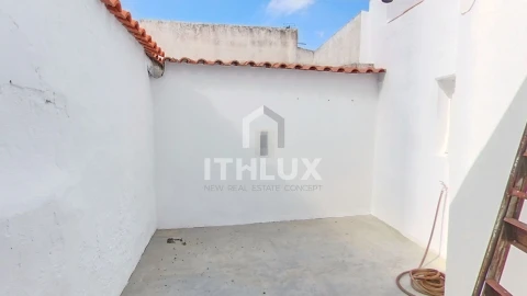 Moradia T1 para Venda em São Vicente e Ventosa