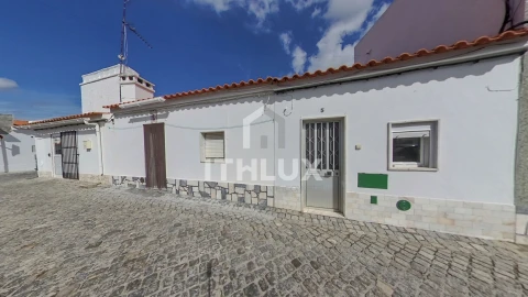 Moradia T1 para Venda em São Vicente e Ventosa