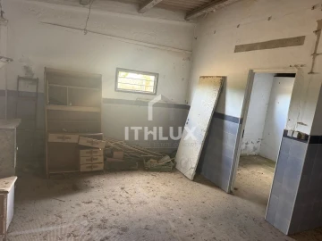 Armazém para Venda em Reguengo Grande