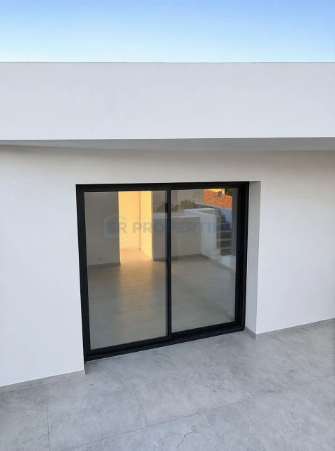 Moradia T4 para Venda em Loule (São Clemente)