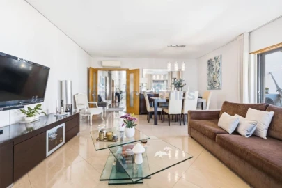 Apartamento T3 para Venda em Quarteira