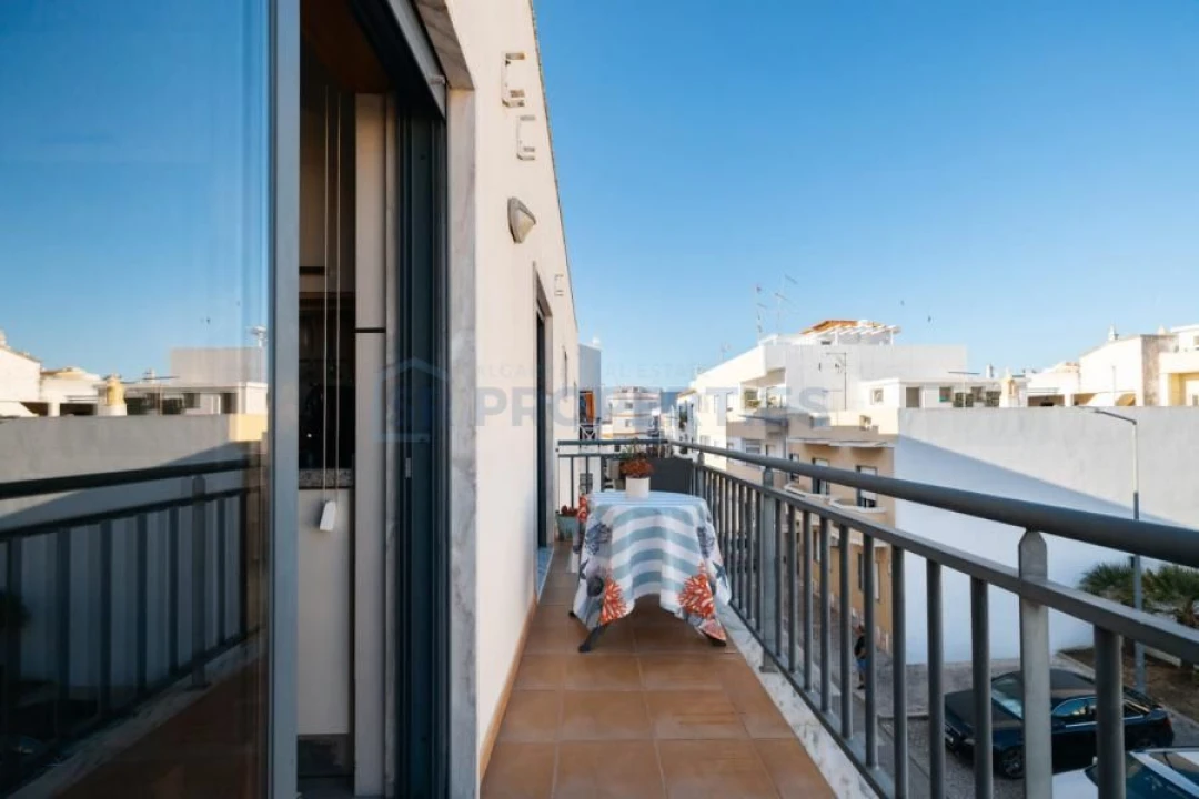Apartamento T3 para Venda em Quarteira Foto 26