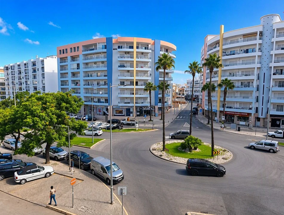 Apartamento T1 para Venda em Quarteira Foto 7