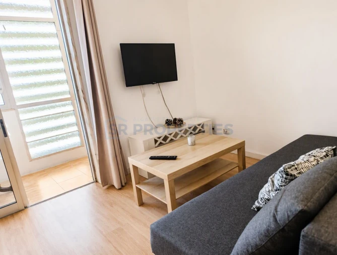 Apartamento T1 para Venda em Quarteira Foto 9