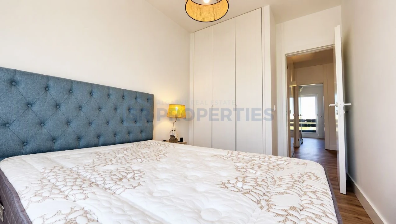 Apartamento T3 para Venda em Quarteira Foto 32