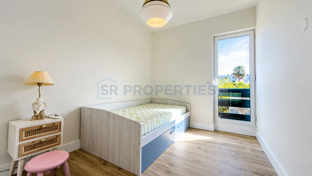 Apartamento T3 para Venda em Quarteira Foto 35