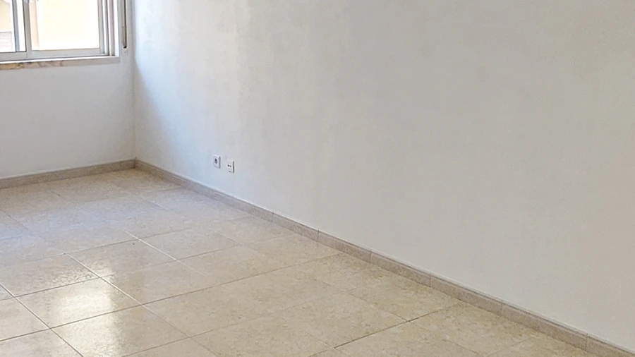 Apartamento T2 para Venda em Agualva e Mira-Sintra