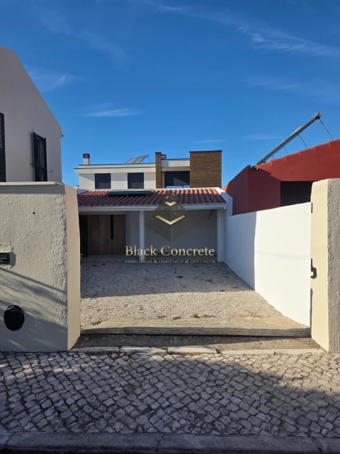 Moradia T4 para Venda em Alcabideche