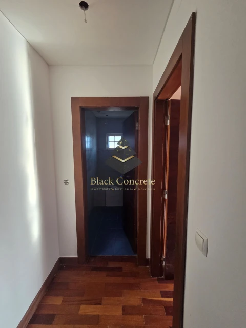 Moradia T4 para Venda em Alcabideche