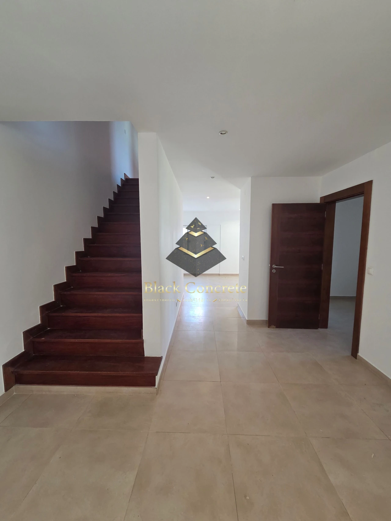 Moradia T4 para Venda em Alcabideche Foto 14
