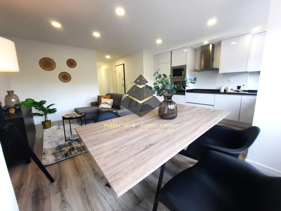 Apartamento T3 para Venda em São Domingos de Benfica Foto 2
