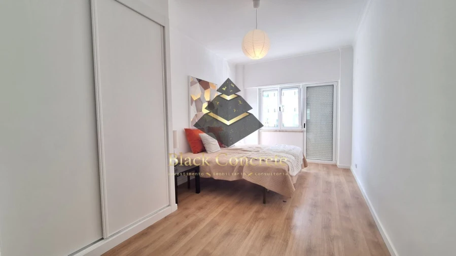Apartamento T3 para Venda em São Domingos de Benfica Foto 18