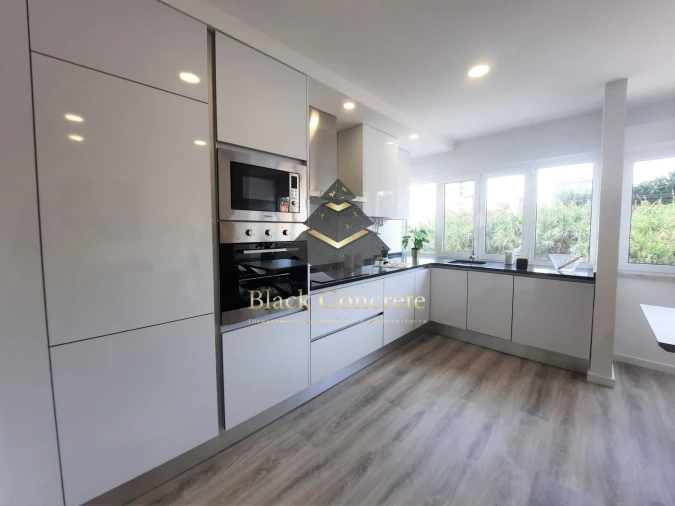 Apartamento T3 para Venda em São Domingos de Benfica Foto 3