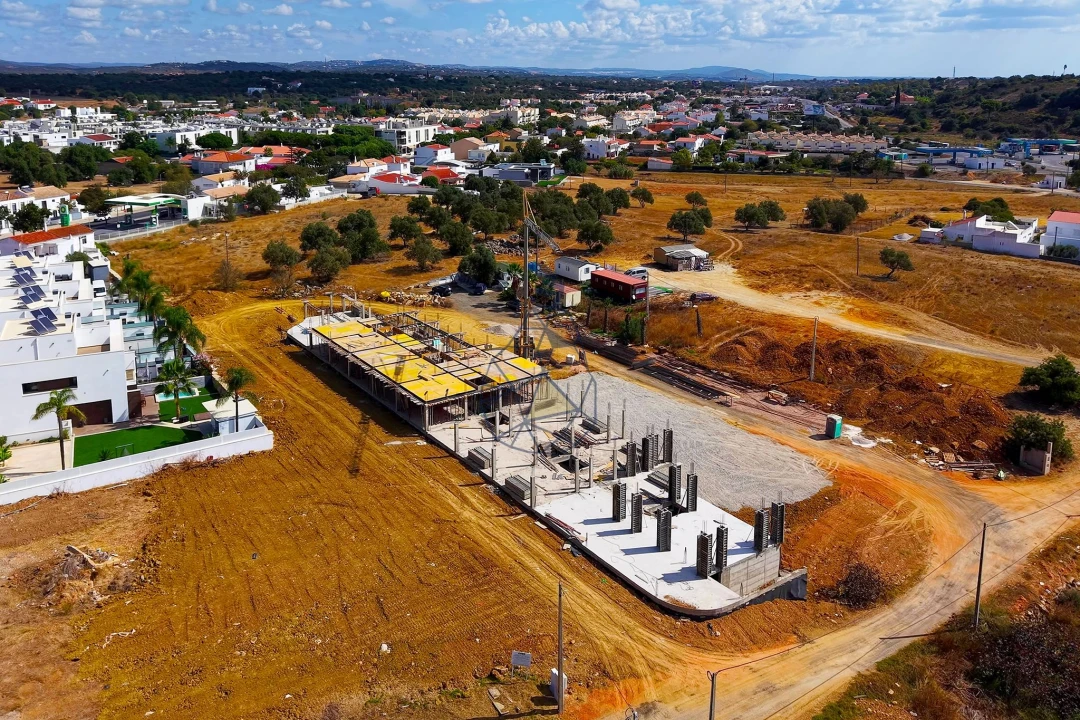 Moradia T4 para Venda em Ferreiras Foto 25