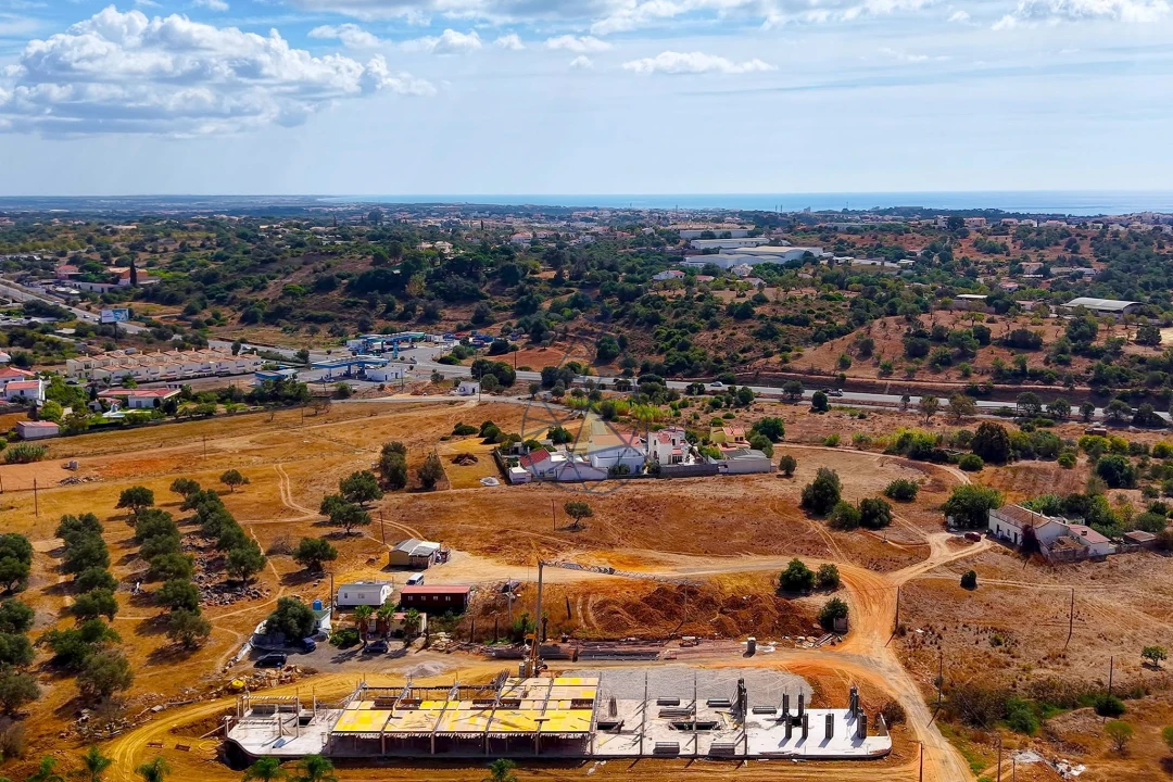 Moradia T4 para Venda em Ferreiras Foto 31