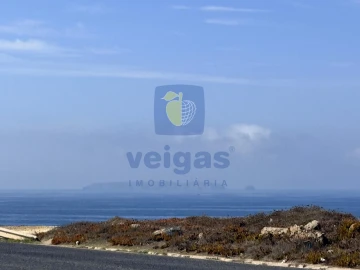 Moradia T4 para Venda em Atouguia da Baleia