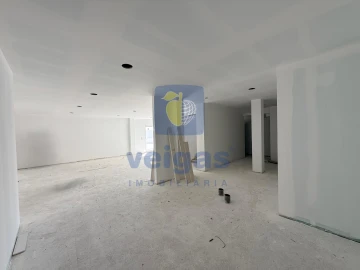 Moradia T4 para Venda em Atouguia da Baleia