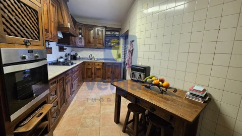 Apartamento T4 para Venda em Caldas da Rainha - Santo Onofre e Serra do Bouro
