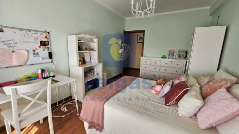 Apartamento T4 para Venda em Caldas da Rainha - Santo Onofre e Serra do Bouro