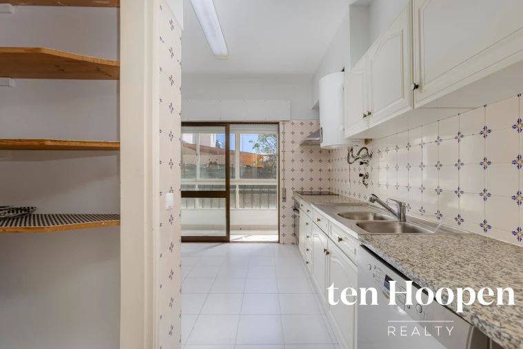 Apartamento T2 para Venda em Lagos (São Sebastião e Santa Maria) Foto 5