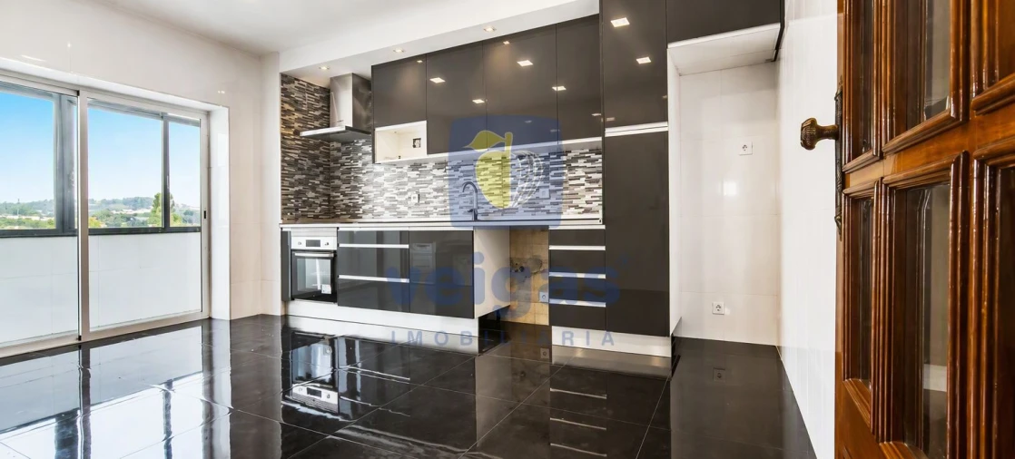 Apartamento T3 para Venda em Paços de Brandão Foto 8