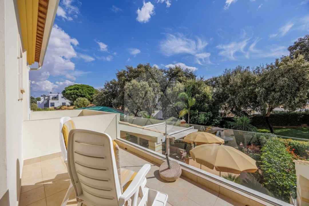 Moradia T3 para Venda em Albufeira e Olhos de Água Foto 33