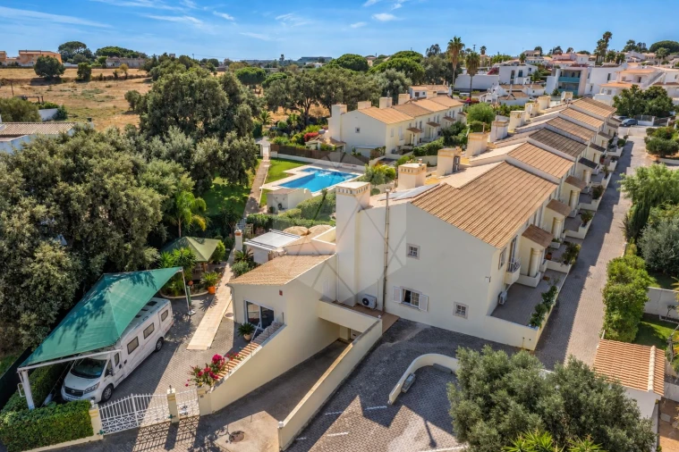 Moradia T3 para Venda em Albufeira e Olhos de Água Foto 41
