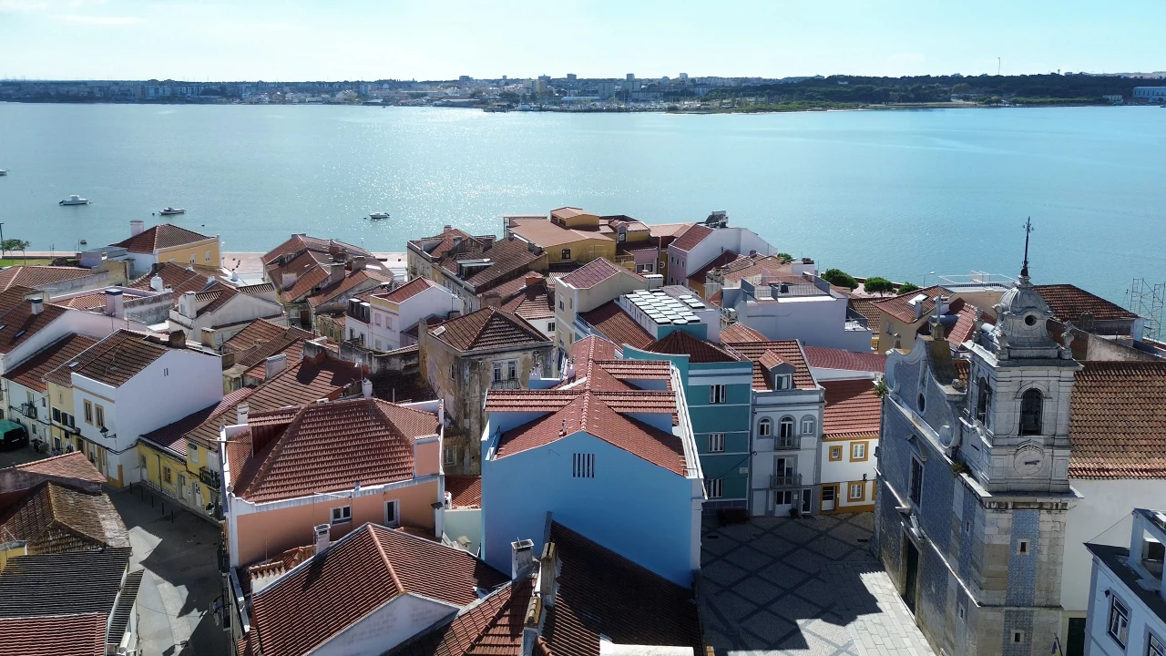 Prédio para Venda em Seixal Foto 14