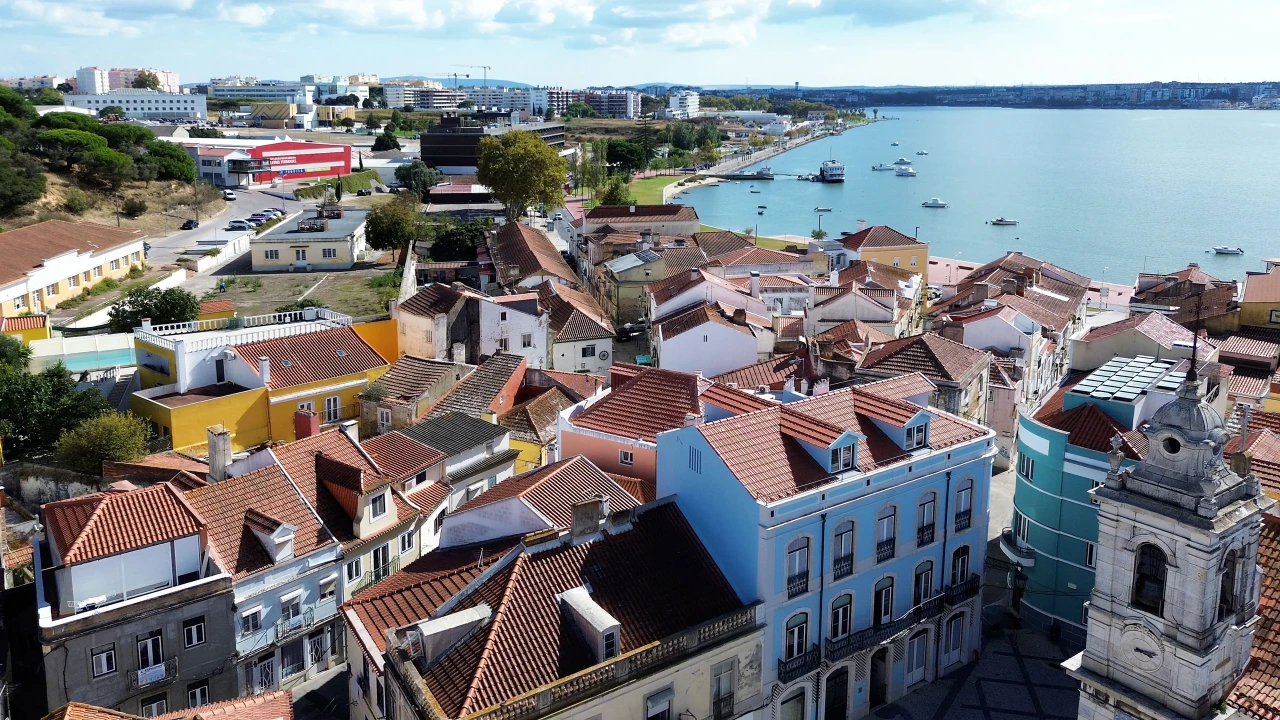 Prédio para Venda em Seixal Foto 4