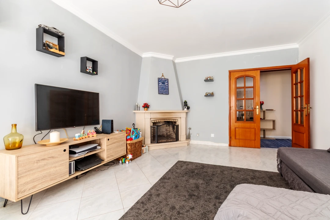 Apartamento T2 para Venda em Algueirão-Mem Martins Foto 23