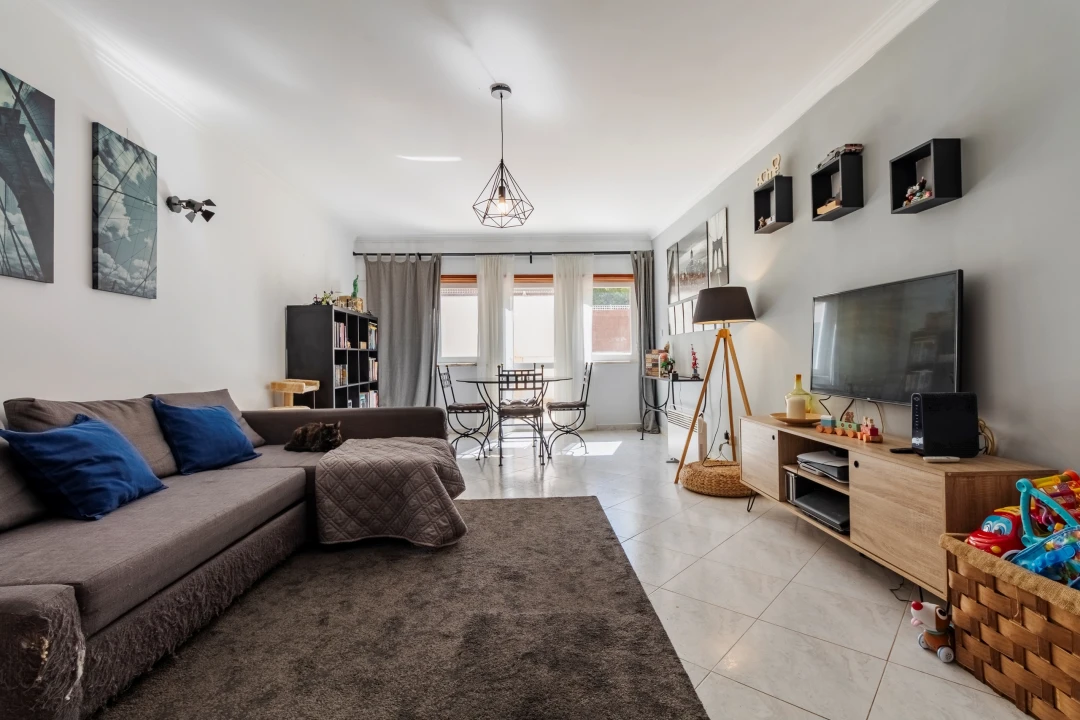 Apartamento T2 para Venda em Algueirão-Mem Martins Foto 19
