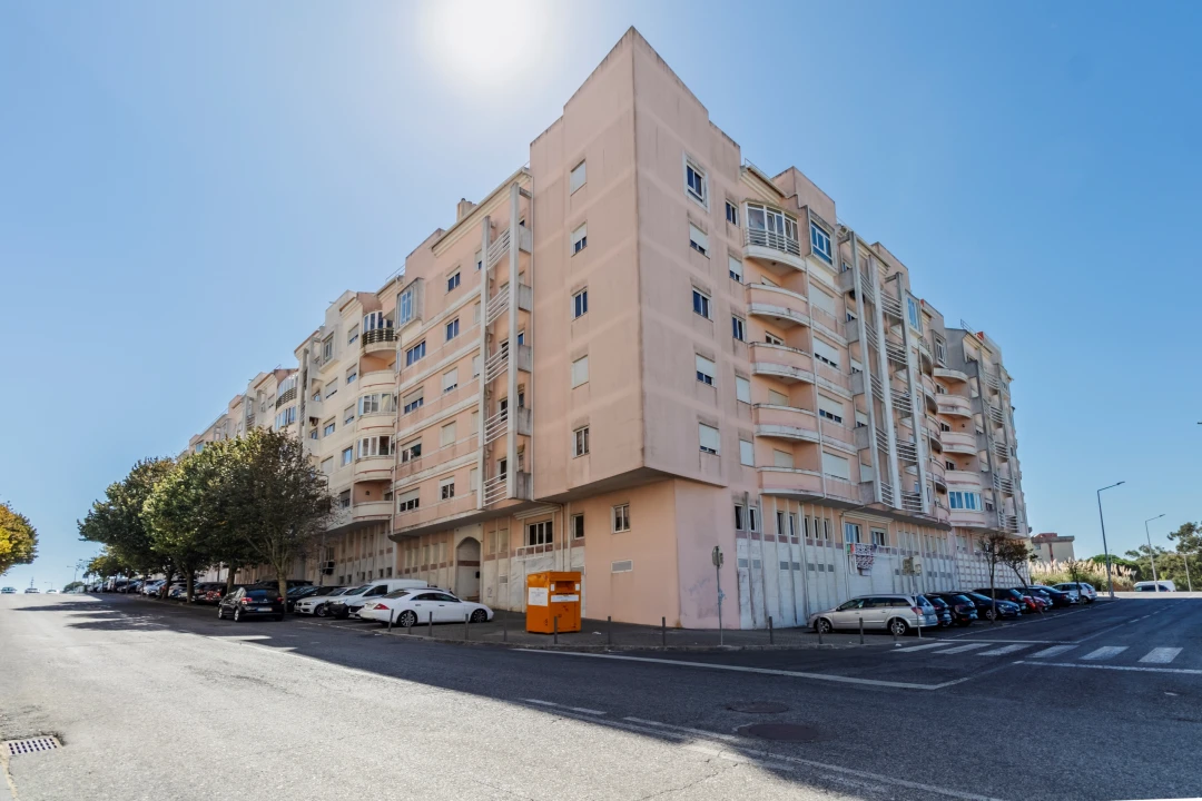 Apartamento T2 para Venda em Algueirão-Mem Martins Foto 44