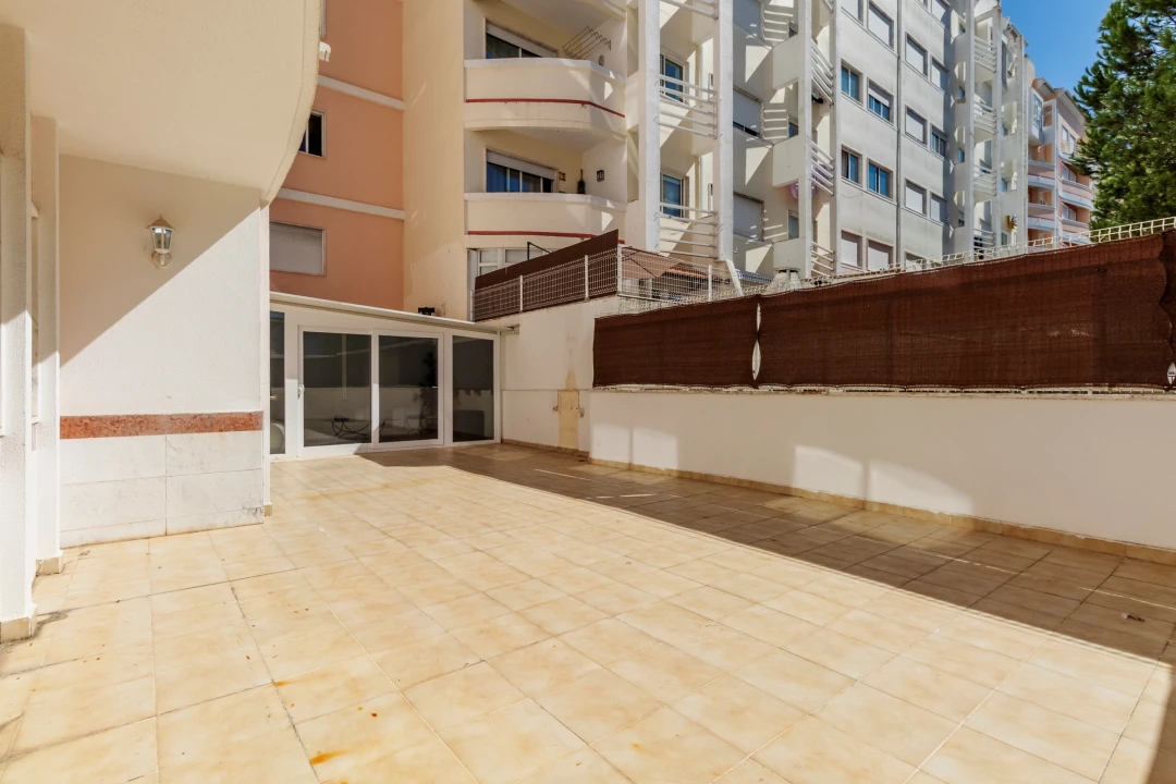 Apartamento T2 para Venda em Algueirão-Mem Martins Foto 13