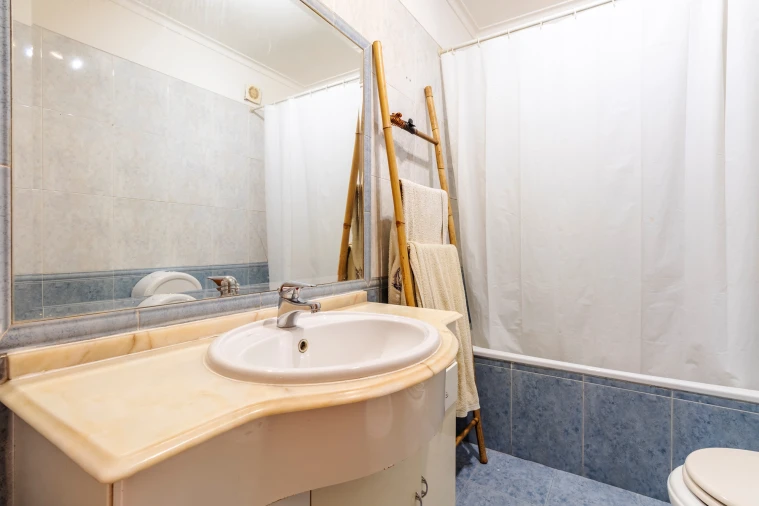 Apartamento T2 para Venda em Algueirão-Mem Martins Foto 37