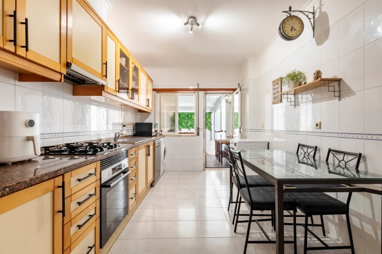 Apartamento T2 para Venda em Algueirão-Mem Martins Foto 6