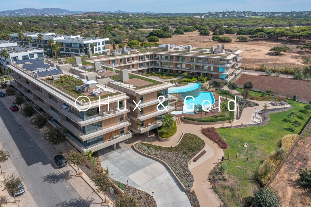 Apartamento T2 para Venda em Quarteira Foto 16