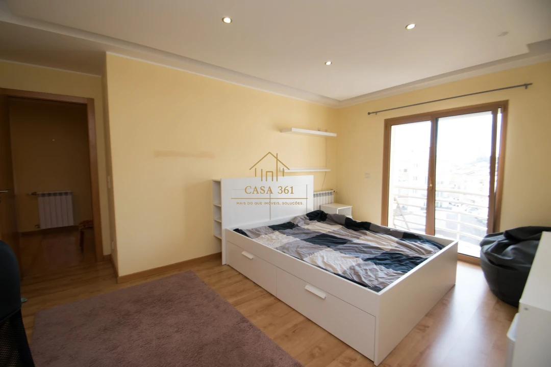 Apartamento T3 para Arrendamento em Alhandra, São João dos Montes e Calhandriz Foto 33