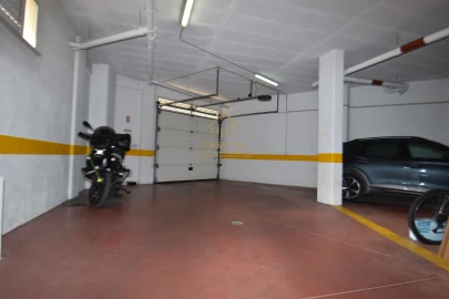 Apartamento T3 para Arrendamento em Alhandra, São João dos Montes e Calhandriz
