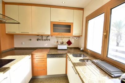 Apartamento T3 para Arrendamento em Alhandra, São João dos Montes e Calhandriz
