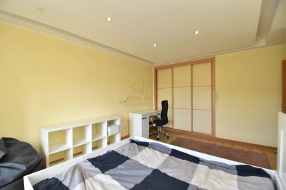 Apartamento T3 para Arrendamento em Alhandra, São João dos Montes e Calhandriz